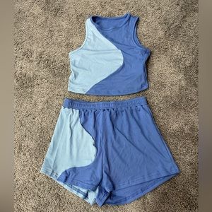 Comfy contrast lounge set